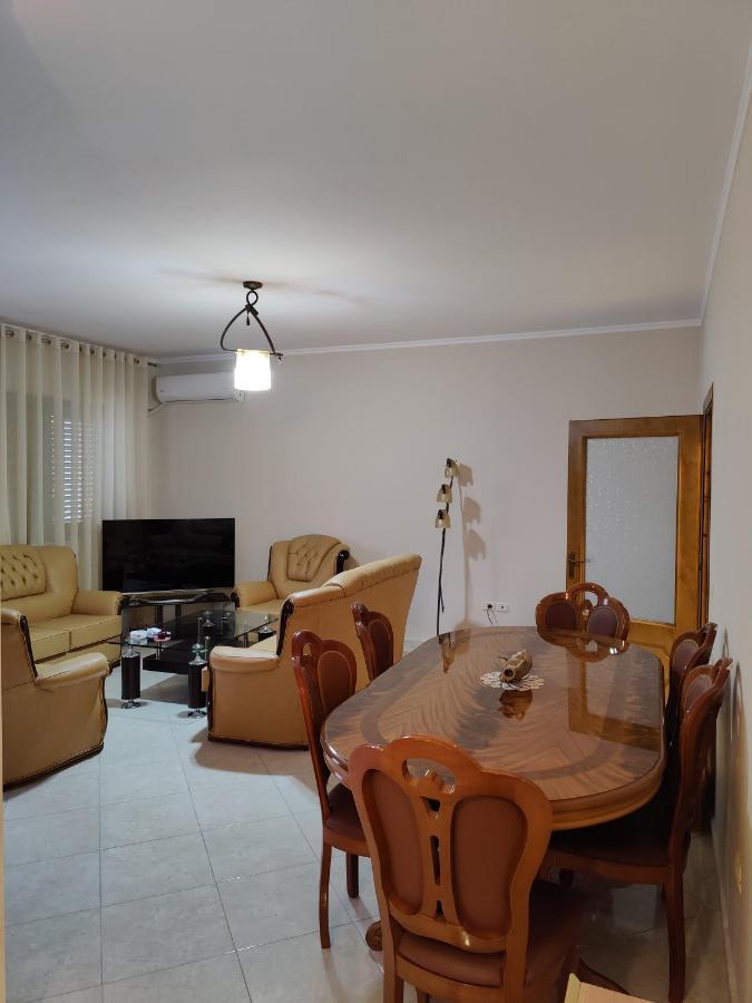 City Center Apartment Берат Екстер'єр фото